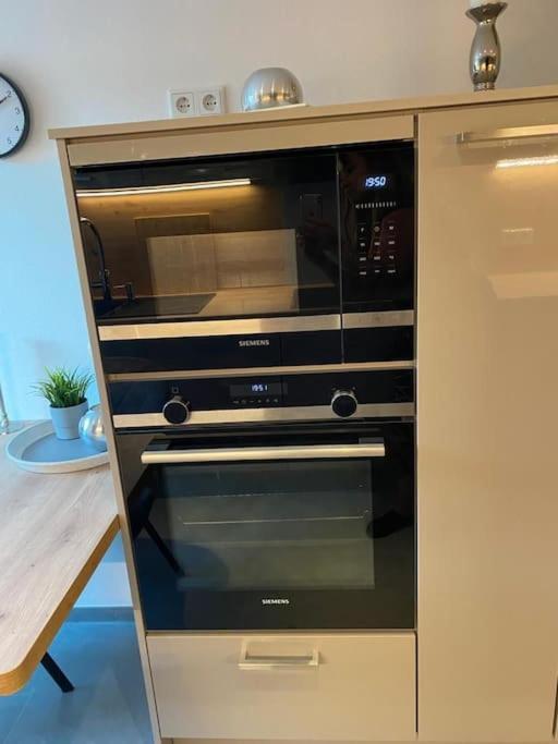 Ferienwohnung Hereinspaziert Wilhelmshaven Exterior foto